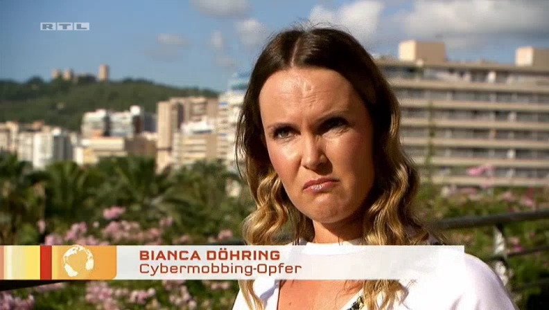 Bianca Döhring bei RTL Punkt 12 - TV Report Fernsehen Bericht Beitrag Cybermobbing Mallorca BiBi Big Brother