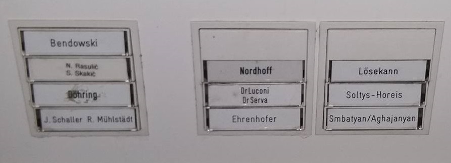 Hier ist BiBi zu Hause: Das Klingelschild im Hauwisch 1, 22339 Hamburg