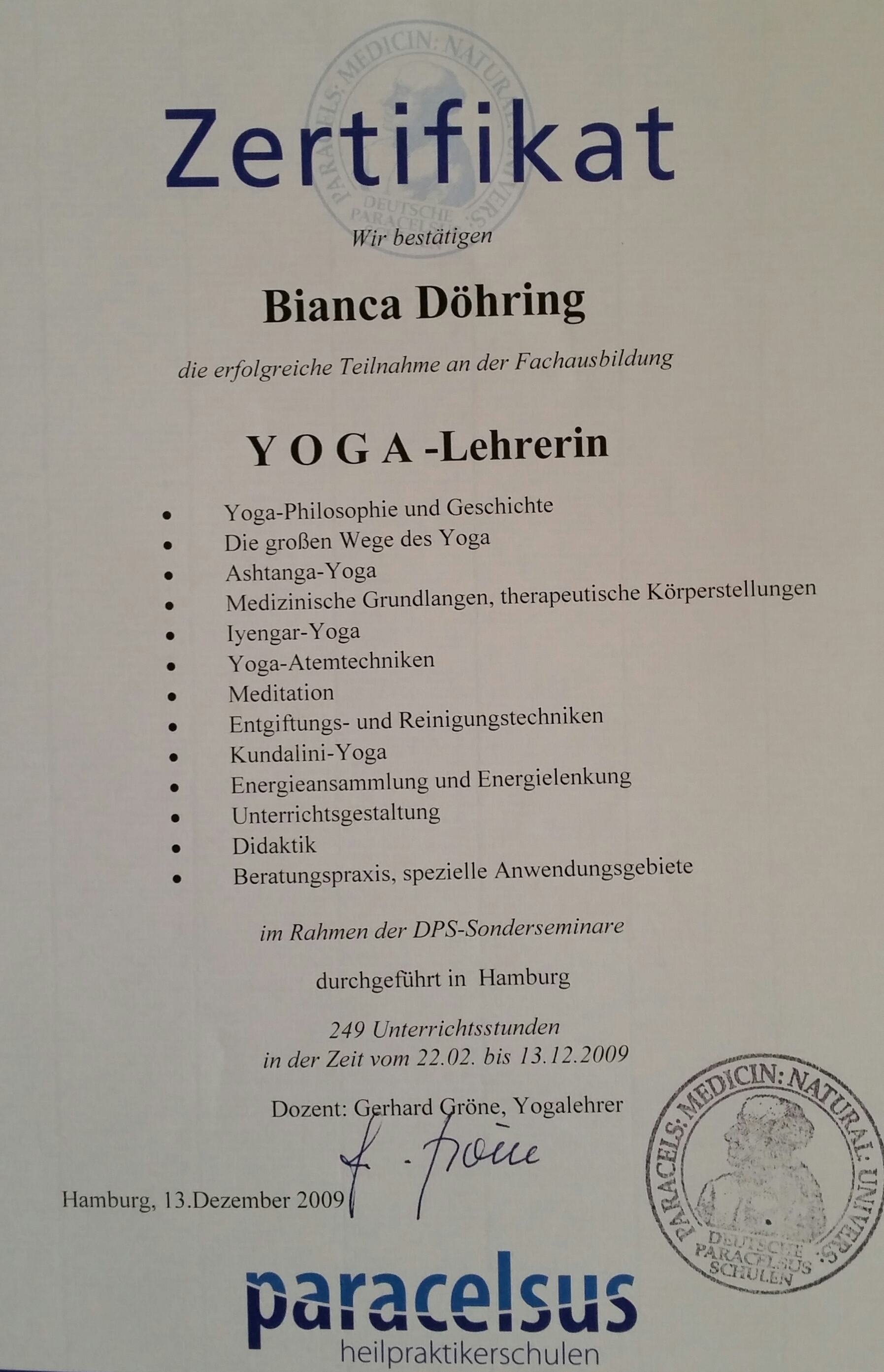 Bianca Döhring Yoga-Lehrerin Zentifkat Urkunde Zeugnis