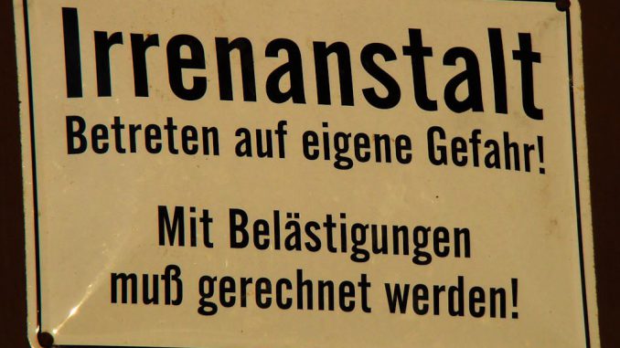 Irrenanstalt Durchgeknallt Geisteskrank - Bianca Doehring BiBi Irrenanstalt Durchgeknallt Geisteskrank - Bianca Doehring BiBi
