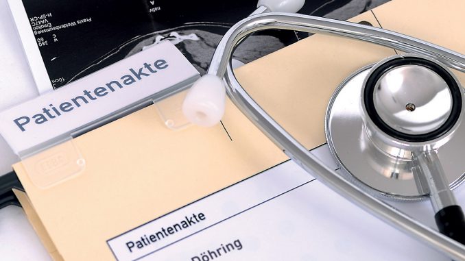 Krankenakte Bianca Döhring Gesundheit Krank Arzt Patient Krankheit Ratgeber Medizin Krankhaus Sport Yoga Heilung Ernährung Krankenakte Bianca Döhring Gesundheit Krank Arzt Patient Krankheit Ratgeber Medizin Krankhaus Sport Yoga Heilung Ernährung
